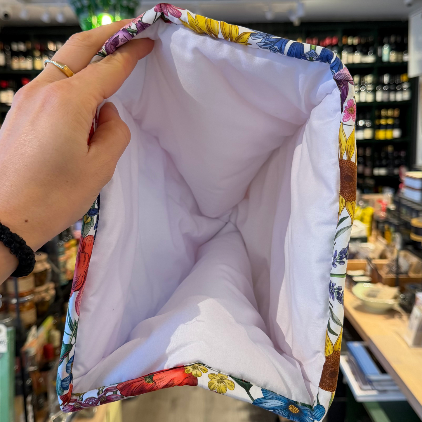 Ibsdatter Tehætte, Sommer blomster